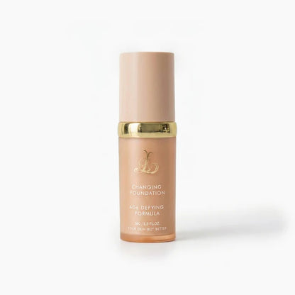 Base de Maquillaje Antiedad 4 en 1 Adaptada a tu Tono de Piel.